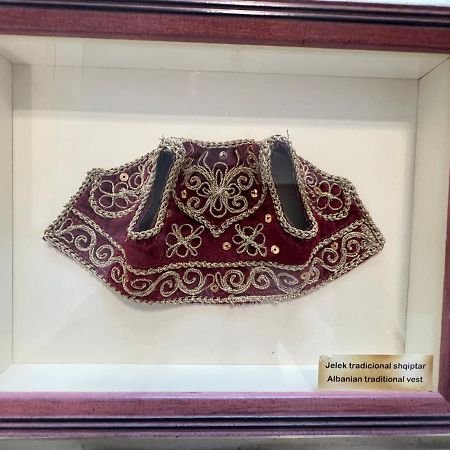 Grand New Bazaar Apartment Тирана Екстериор снимка