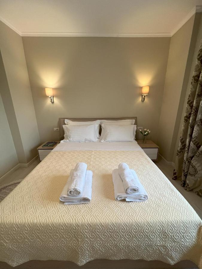 Grand New Bazaar Apartment Тирана Екстериор снимка