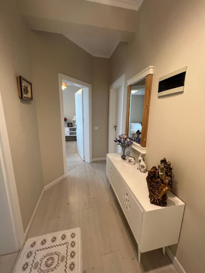 Grand New Bazaar Apartment Тирана Екстериор снимка
