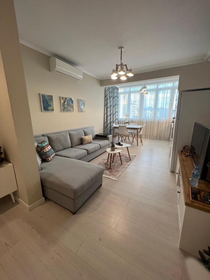 Grand New Bazaar Apartment Тирана Екстериор снимка