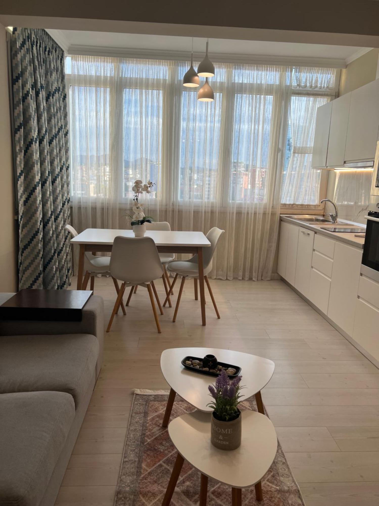 Grand New Bazaar Apartment Тирана Екстериор снимка